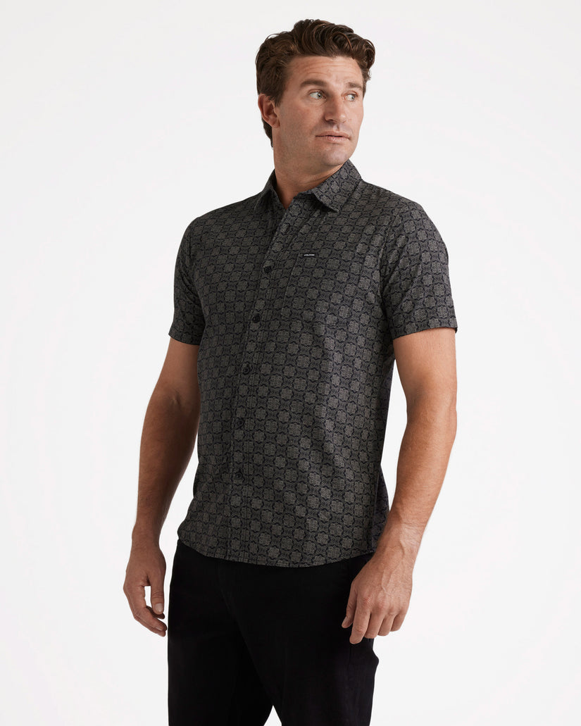 Warbler Short Sleeve Woven Shirt - Black Combo