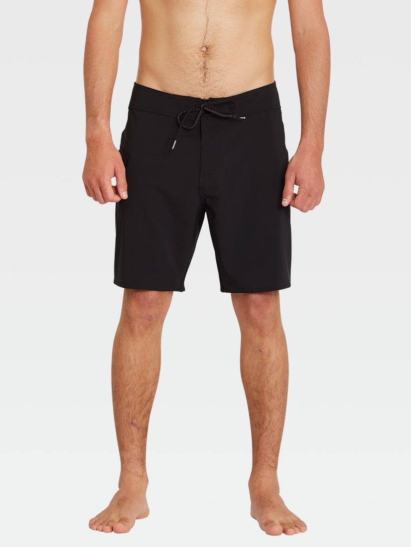 Lido Solid Mod 18" Boardshort - Black