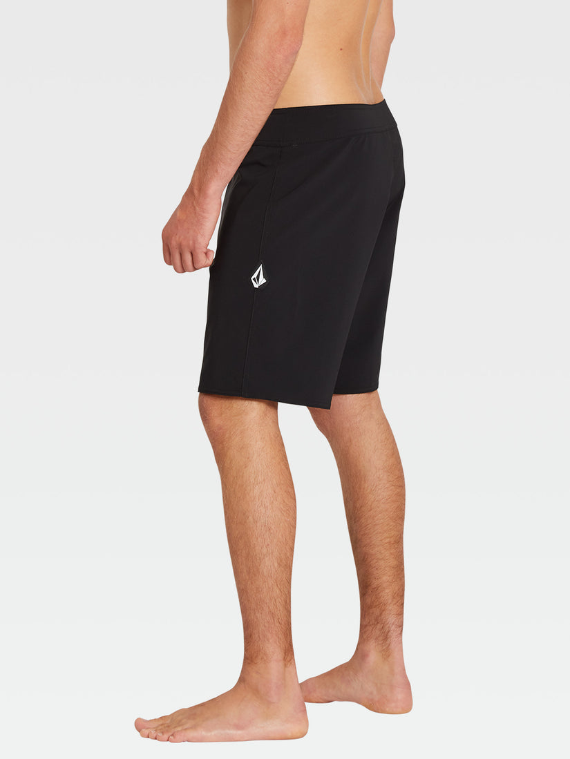 Lido Solid Mod 18" Boardshort - Black