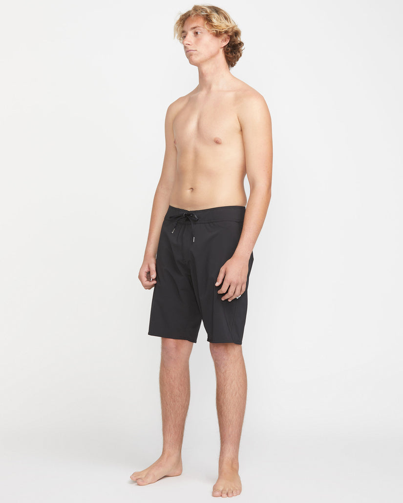 Lido Solid Mod-Tech 20" Boardshorts - Black