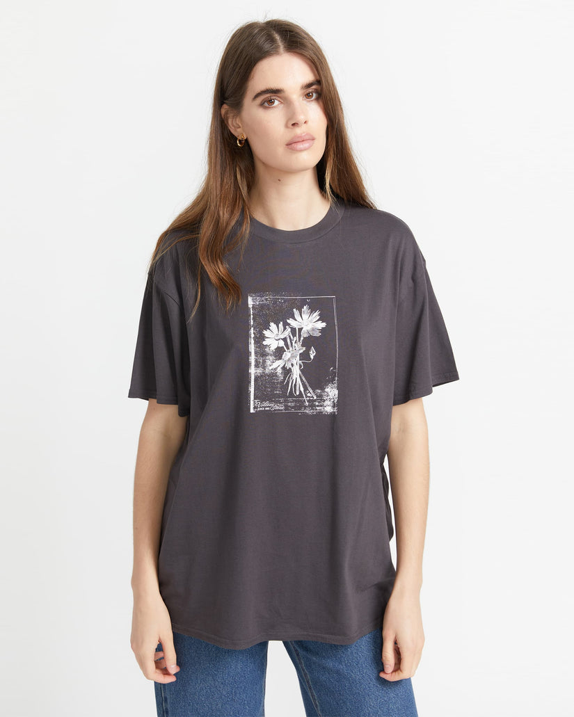 Stones Throw Tee - Vintage Black